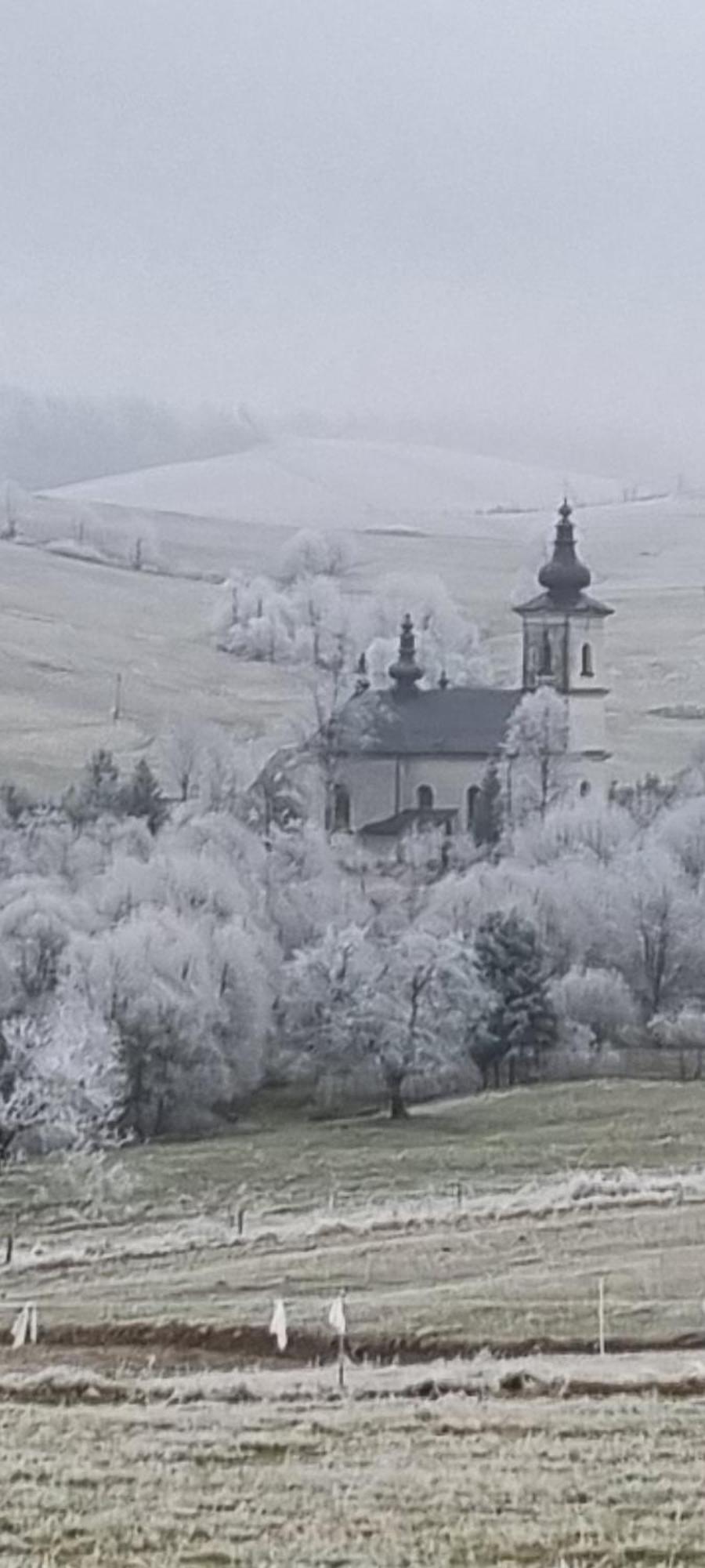 Agroturystyka ازبه المظهر الخارجي الصورة